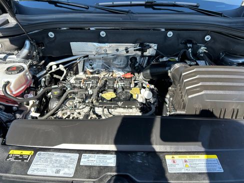Used 2025 Volkswagen Atlas SE FWD image 26