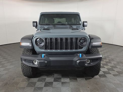 Used 2025 Jeep Wrangler Unlimited Rubicon 4xe w/ Safety Group AWD/4WD image 2