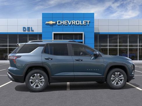 New 2026 Chevrolet Equinox LT w/ Safety and Technology Package FWD image 5