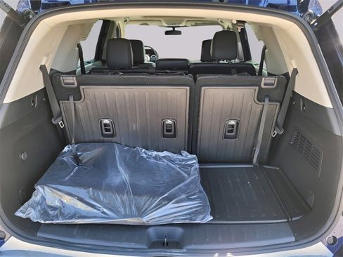 Used 2024 Nissan Pathfinder Platinum w/ Cargo Package image 19