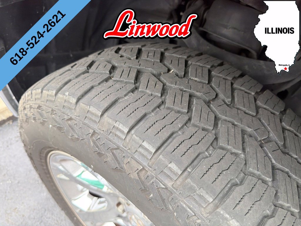 Used 2018 RAM 1500 Laramie AWD/4WD image 2