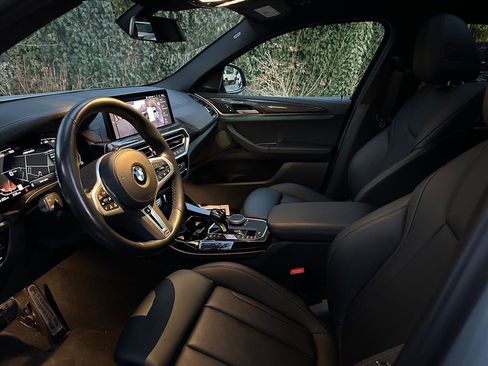 Used 2023 BMW X4 M40i image 10