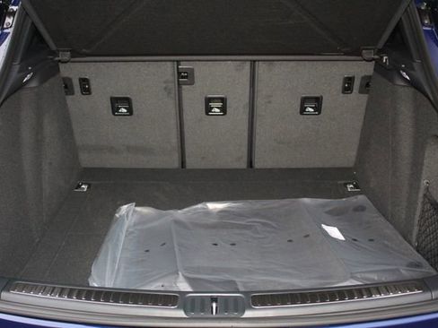 New 2026 Porsche Macan S image 12