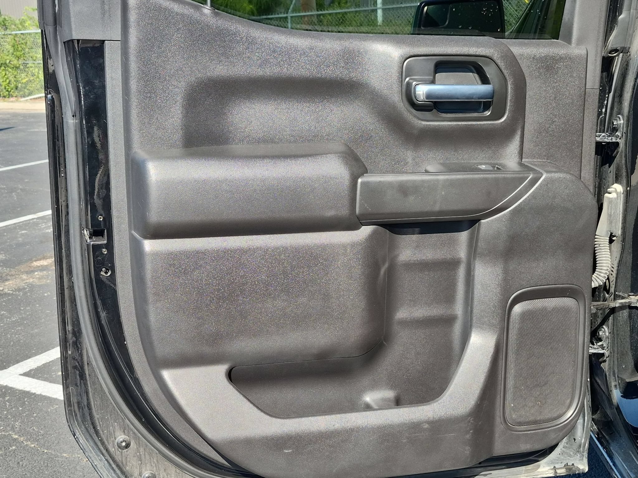 Used 2021 Chevrolet Silverado 1500 LT RWD image 15