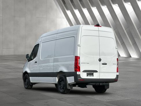 Used 2026 Mercedes-Benz Sprinter 2500 image 6