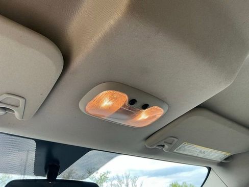 Used 2017 Dodge Journey SE w/ Flexible Seating Group FWD image 28