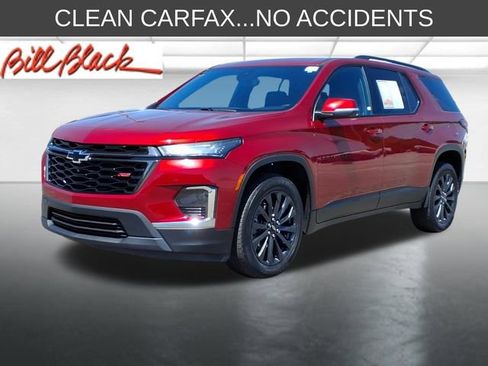 Used 2022 Chevrolet Traverse RS FWD image 1
