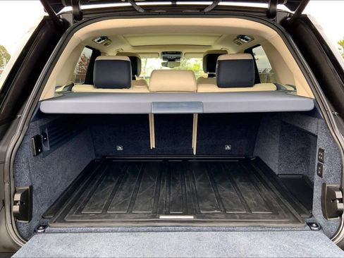 Used 2019 Land Rover Range Rover HSE image 33
