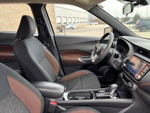 Used 2024 Nissan Kicks SR image 20