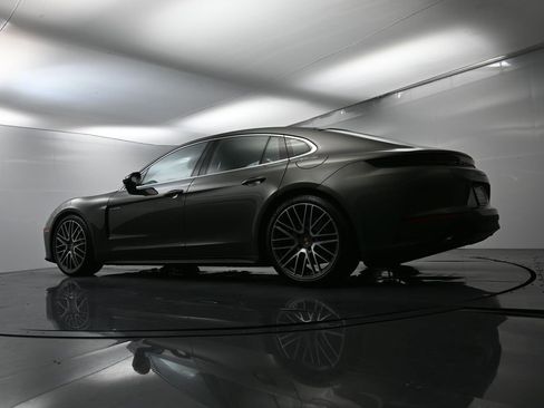 Used 2025 Porsche Panamera 4 image 51