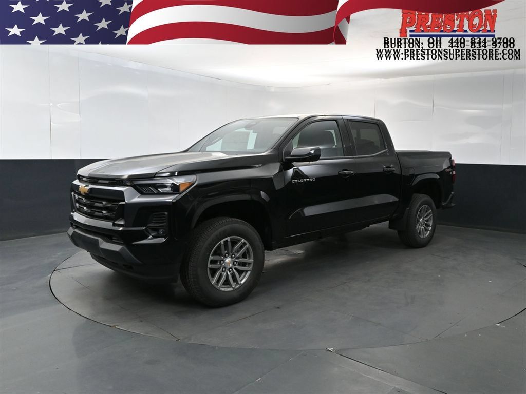 New 2026 Chevrolet Colorado LT w/ LT Convenience Package AWD/4WD image 1