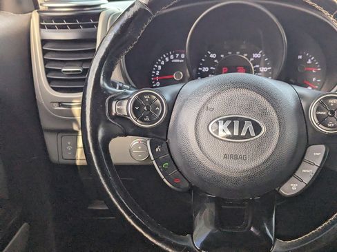 Used 2015 Kia Soul + w/ Primo Package image 24