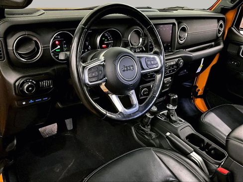 Used 2021 Jeep Wrangler Unlimited Sahara w/ Dual Top Group image 12