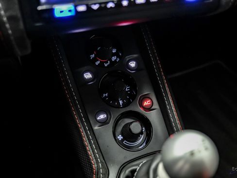 Used 2021 Lotus Evora image 65