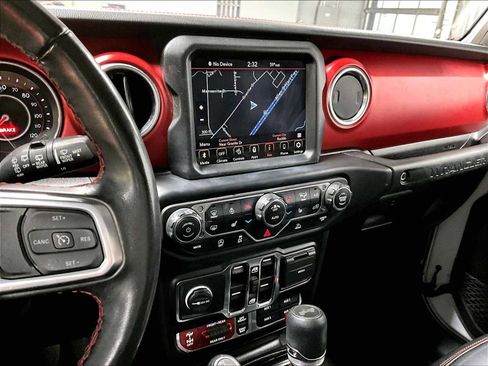 Used 2022 Jeep Wrangler Unlimited Rubicon w/ Xtreme Recon 35" Tire Package image 19