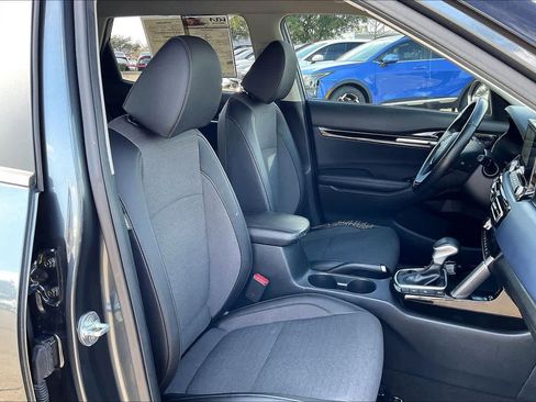 Certified 2023 Kia Seltos S w/ Navigation Package image 13