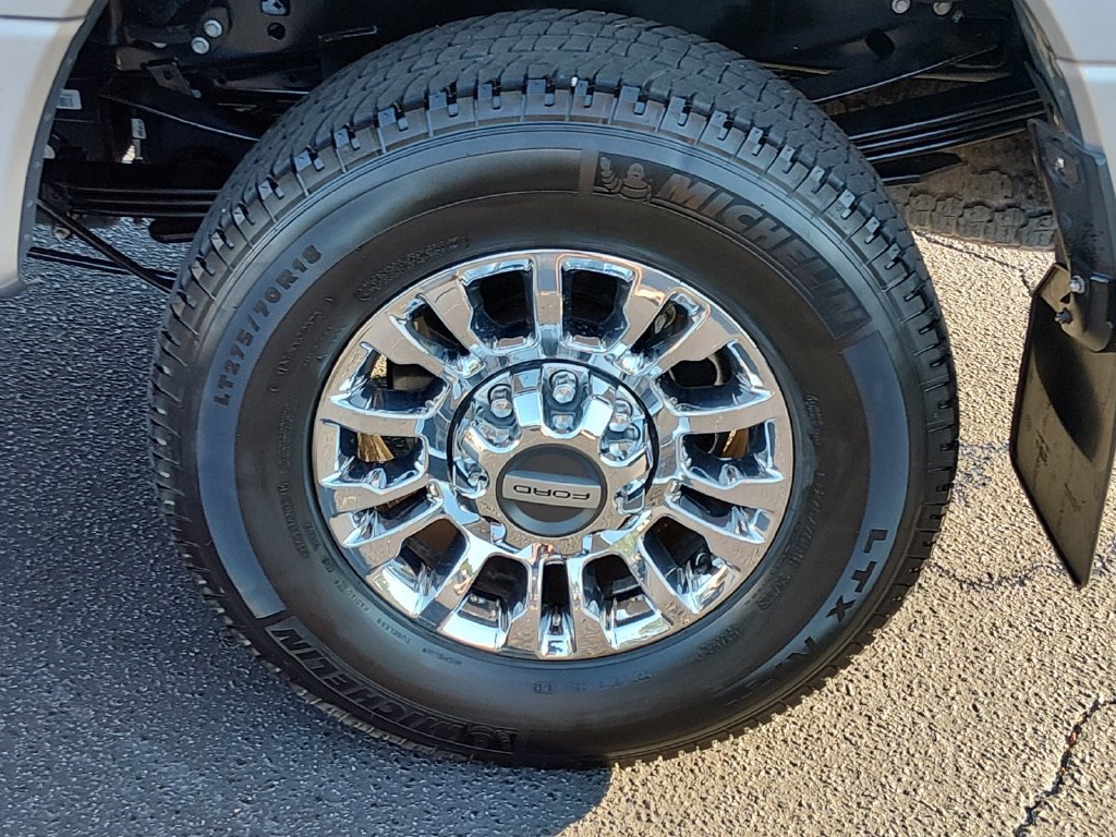 Used 2022 Ford F350 Lariat w/ Chrome Package AWD/4WD image 17