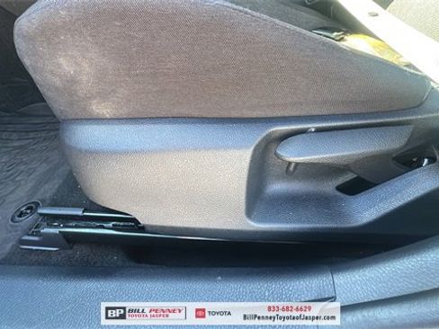 Used 2025 Toyota Camry LE image 15