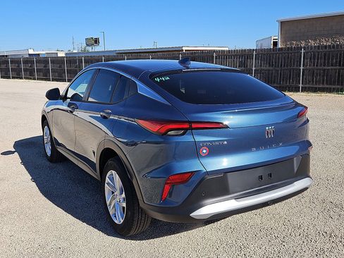 New 2026 Buick Envista Preferred w/ Convenience II Package image 3