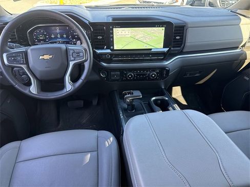 Used 2025 Chevrolet Silverado 1500 LTZ w/ LTZ Premium Package image 21