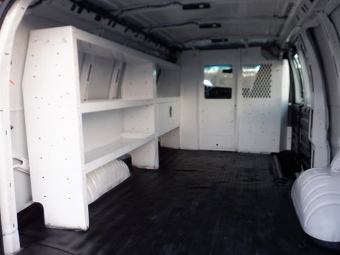 Used 2020 Chevrolet Express 2500 Bins AND Racks w/ Driver Convenience Package image 6