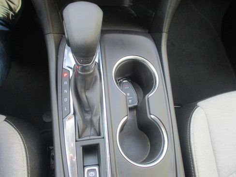 Used 2023 Chevrolet Equinox LT FWD image 12