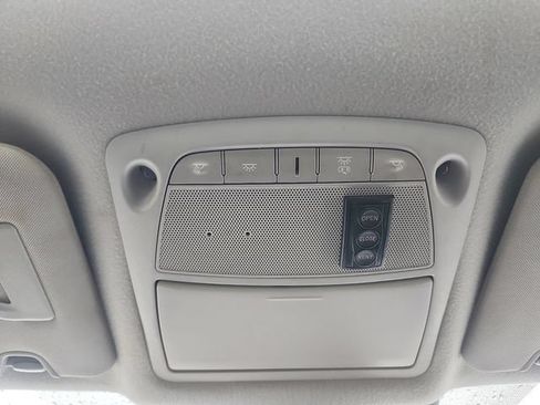 Used 2020 Nissan Rogue SV AWD/4WD image 19