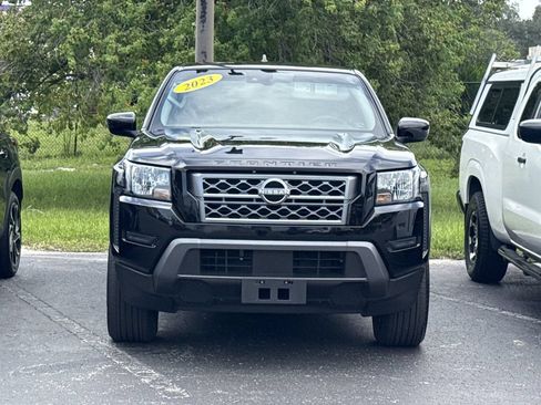 Certified 2023 Nissan Frontier SV w/ Technology Package RWD image 3