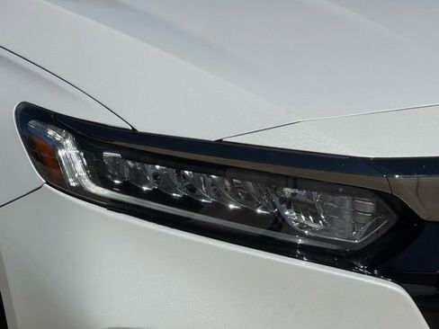 Used 2019 Honda Accord Sport image 8