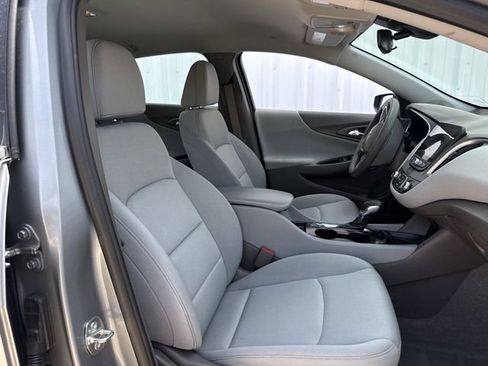 Used 2023 Chevrolet Malibu LS FWD image 27