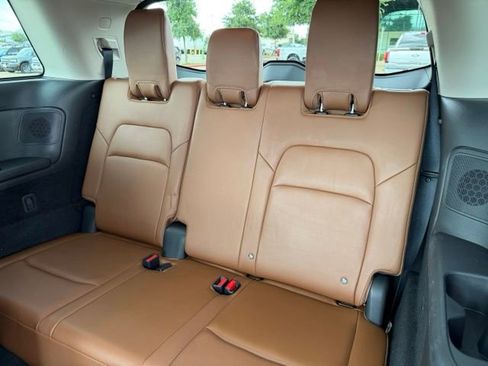 Used 2023 Nissan Pathfinder Platinum AWD/4WD image 23