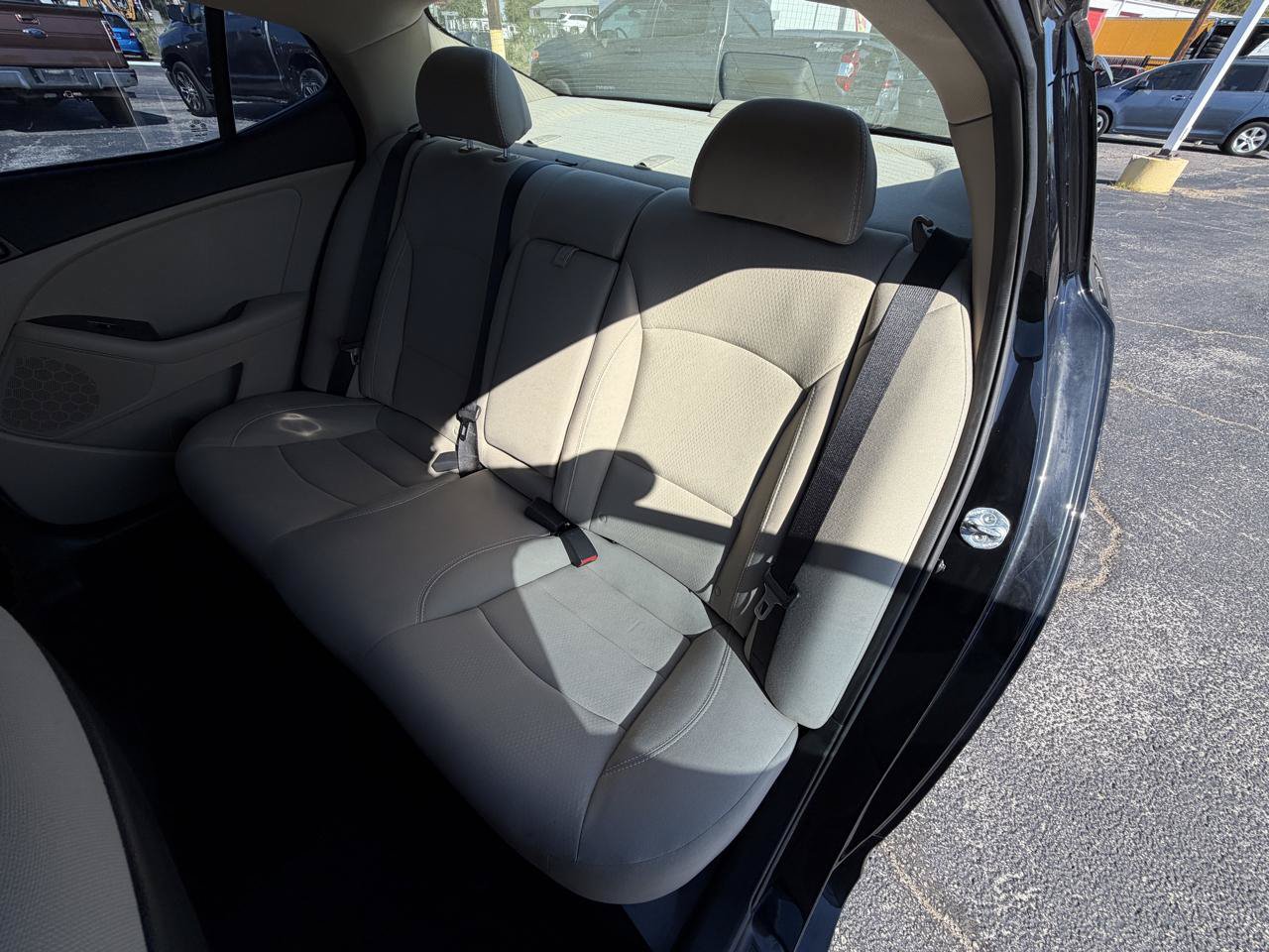 Used 2015 Kia Optima LX w/ LX Convenience Package FWD image 12
