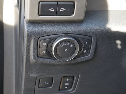 Used 2022 Ford F250 Lariat w/ Tremor Off-Road Package image 6