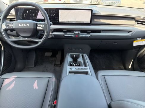 New 2026 Kia EV9 Light RWD image 9