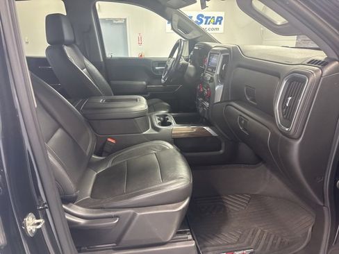 Used 2020 Chevrolet Silverado 1500 RST image 18