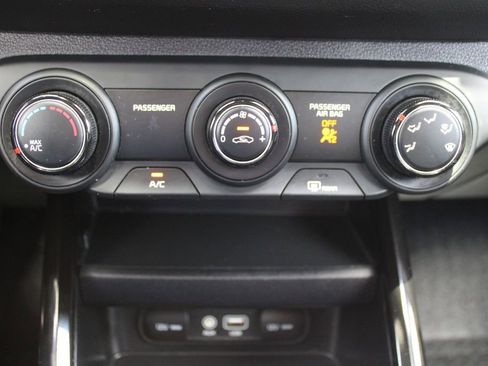 Used 2020 Kia Forte GT-Line FWD image 36