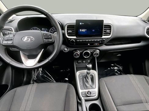 Used 2021 Hyundai Venue SEL w/ Premium Package FWD image 16