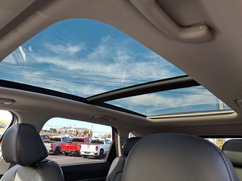 Used 2022 Kia Sorento SX image 17