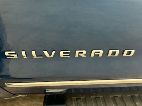 Used 2017 Chevrolet Silverado 1500 LTZ w/ Sport Package image 9