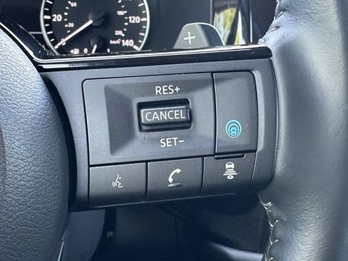 Certified 2025 Nissan Pathfinder SL AWD/4WD image 29