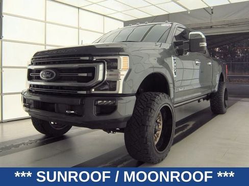 Used 2022 Ford F350 Platinum image 4