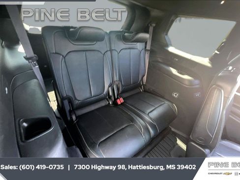 Used 2023 Jeep Grand Cherokee L Overland AWD/4WD image 21