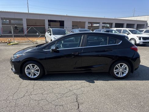 Used 2019 Chevrolet Cruze LT w/ Sun And Sound Package image 4