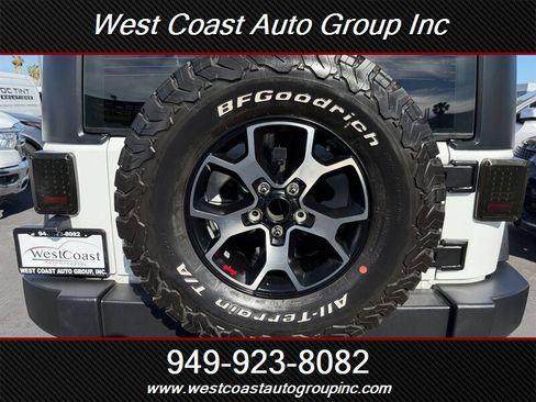 Used 2015 Jeep Wrangler Sport image 24