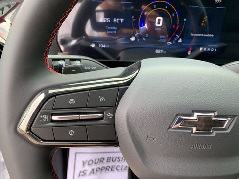 Used 2026 Chevrolet Equinox RS FWD image 33