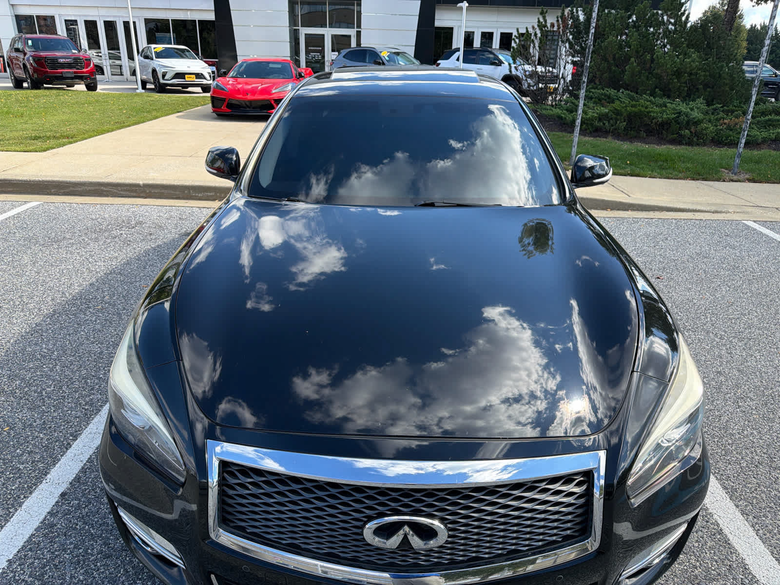 Used 2016 INFINITI Q70 L 3.7 w/ Deluxe Touring Package AWD/4WD image 3