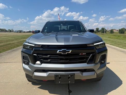 Used 2026 Chevrolet Colorado Z71 w/ Technology Package AWD/4WD image 10