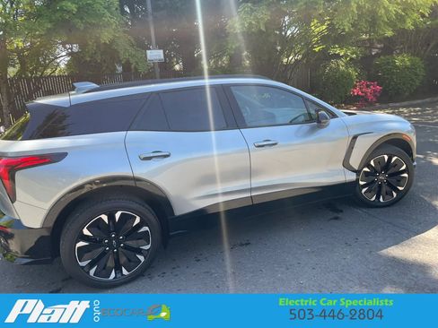 Used 2024 Chevrolet Blazer EV RS AWD/4WD image 12