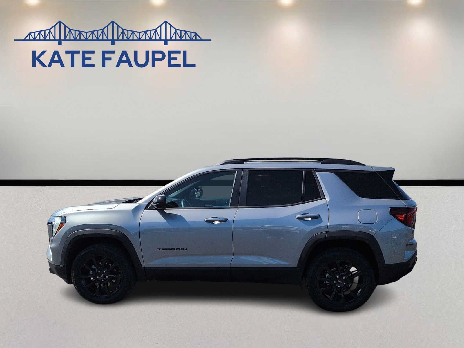 Used 2026 GMC Terrain Elevation w/ Black Edition FWD image 4