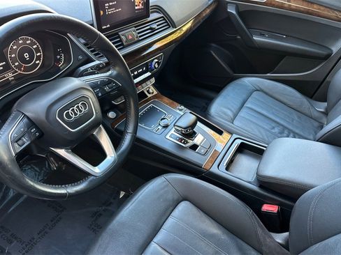 Used 2018 Audi Q5 2.0T Premium Plus w/ Premium Plus Package image 10